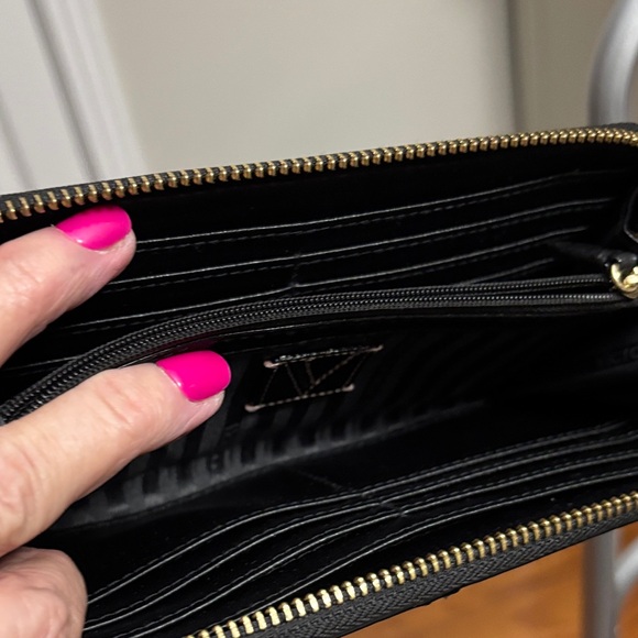 VS Croc Color Block Two-Tone Black and Brown Embossed Wallet NWOT - Picture 3 of 7